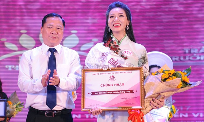 nu sinh ha tinh toa sang tro thanh hoa khoi imiss thang long 2017