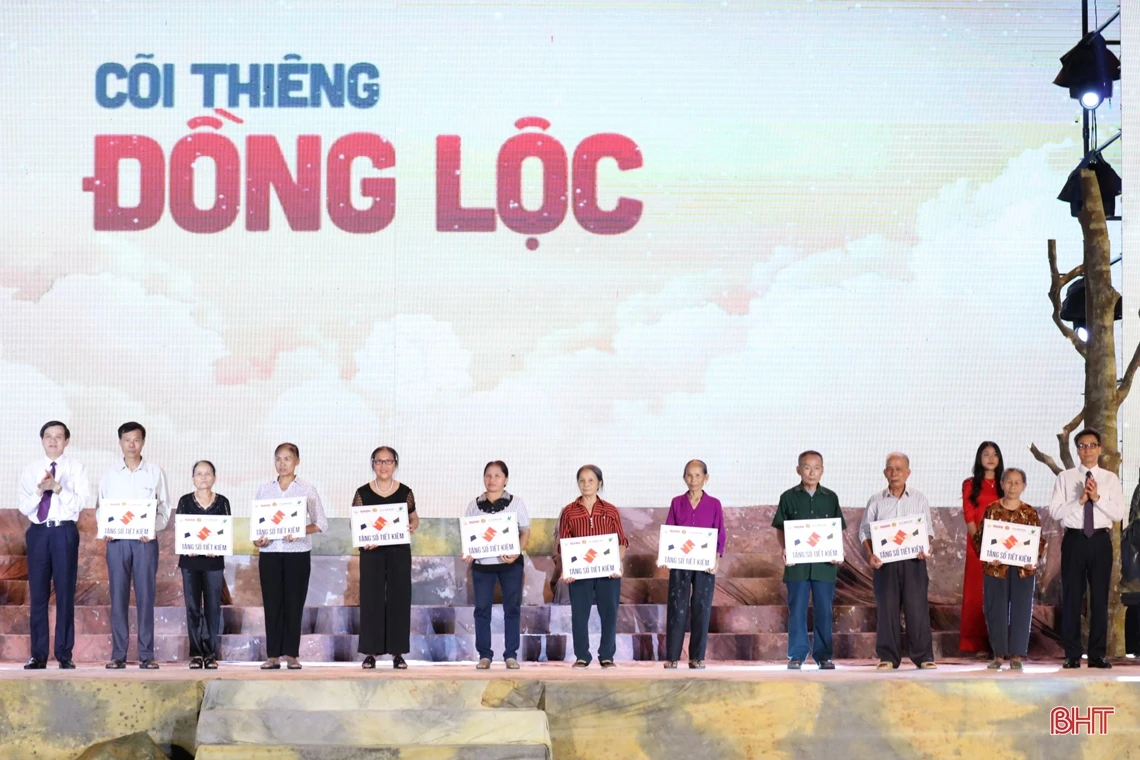 Lắng đọng chương trình nghệ thuật “Cõi thiêng Đồng Lộc”