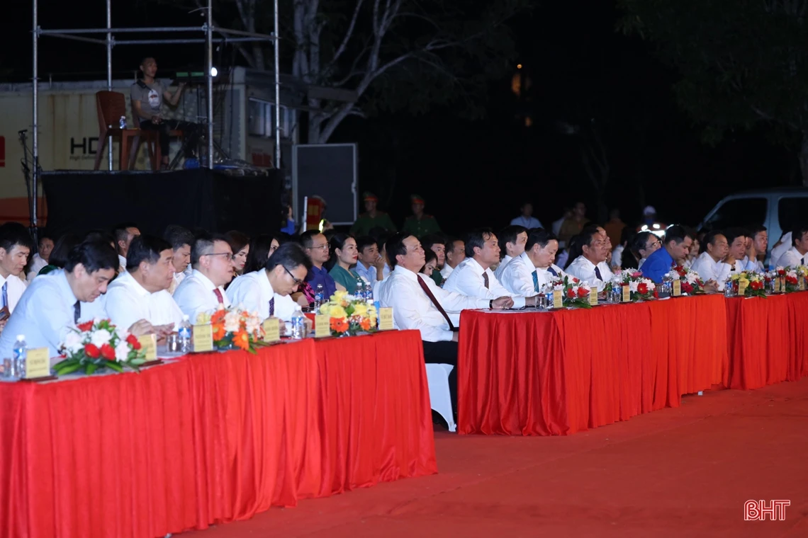 Lắng đọng chương trình nghệ thuật “Cõi thiêng Đồng Lộc”