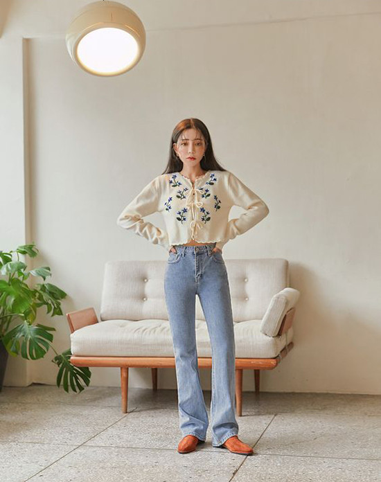 Phối áo dệt kim đi làm hoàn hảo cho phái đẹp