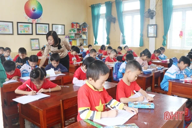 Nhiều trường học ở Hà Tĩnh thiếu cơ sở vật chất sau lũ