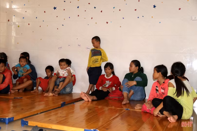 TX Kỳ Anh sơ tán khẩn cấp 583 hộ dân, đảm bảo an toàn trước hoàn lưu bão số 9