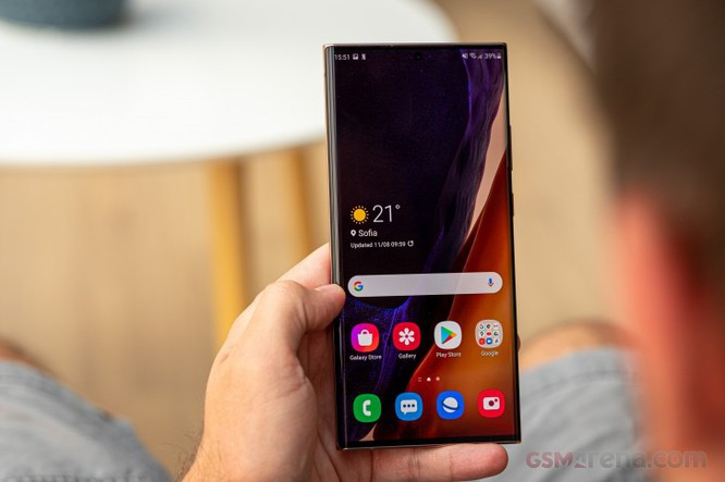 Trong khoảng 30 triệu nên mua điện thoại nào?