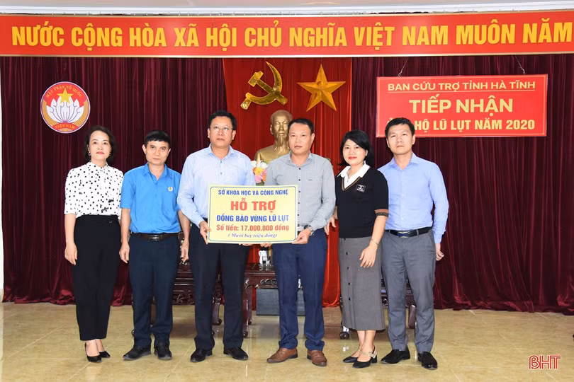 Hơn 85 tỷ đồng ủng hộ đồng bào Hà Tĩnh bị ảnh hưởng lũ lụt