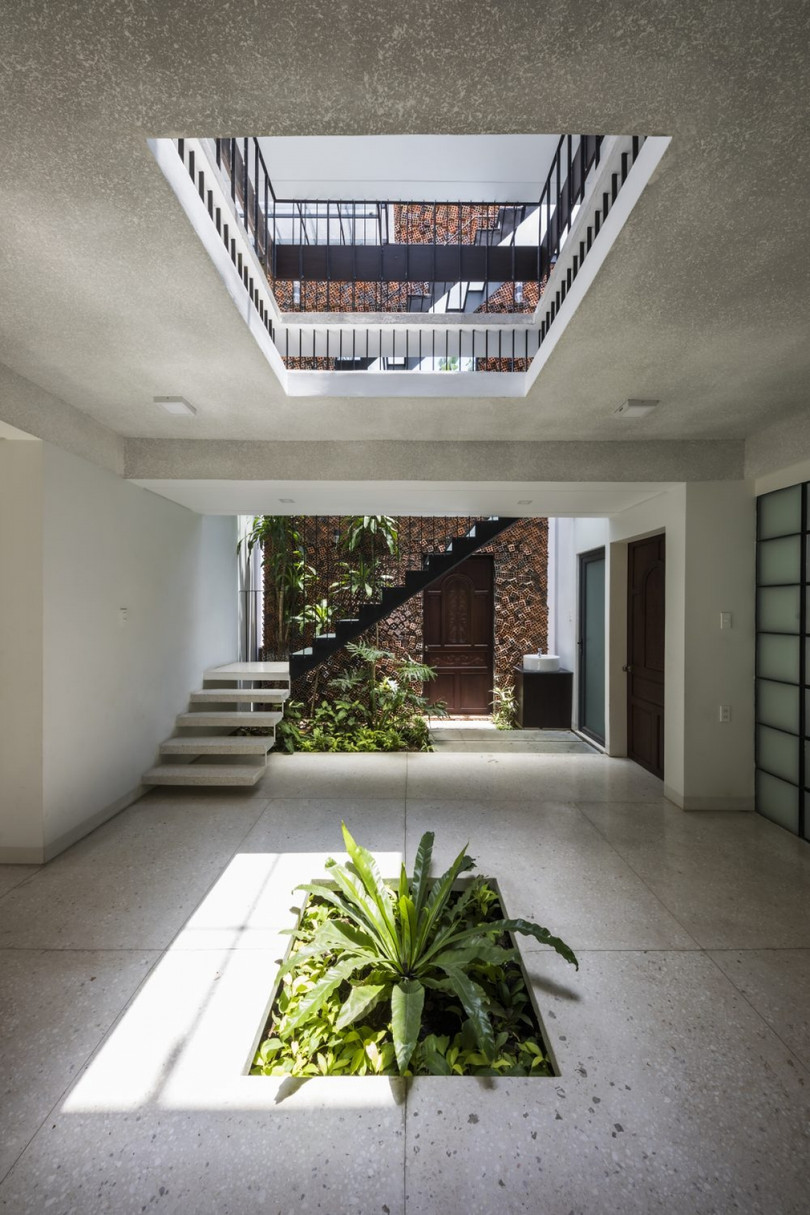 Ấn tượng ngôi nhà từ những viên gạch xếp chéo lên nhau