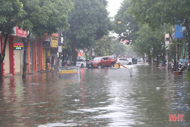 Thành phố Hà Tĩnh vận hành hệ thống tiêu thoát, chống úng cho khu vực nội thành