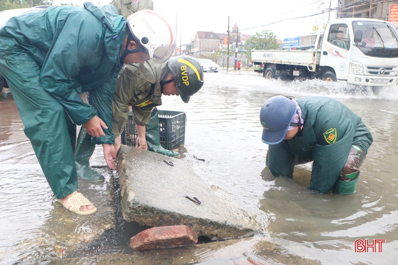 Thành phố Hà Tĩnh vận hành hệ thống tiêu thoát, chống úng cho khu vực nội thành