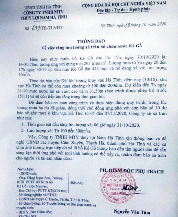 Hồ Kẻ Gỗ tăng lưu lượng xả tràn lên 100 - 300m<sup>3</sup>/s từ 6 giờ sáng nay