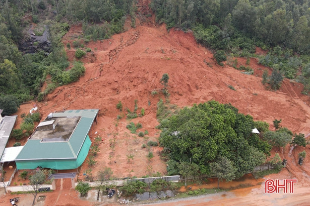 Ảnh hưởng hoàn lưu bão số 9 kết hợp không khí lạnh tăng cường, Hà Tĩnh có nơi mưa rất to