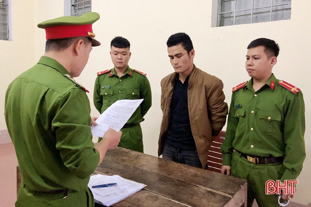 Nam thanh niên ở Đức Thọ xông vào nhà chém cụ ông trọng thương 