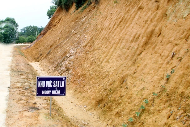 Hà Tĩnh chỉ đạo tập trung ứng phó khẩn cấp với tình hình mưa, lũ