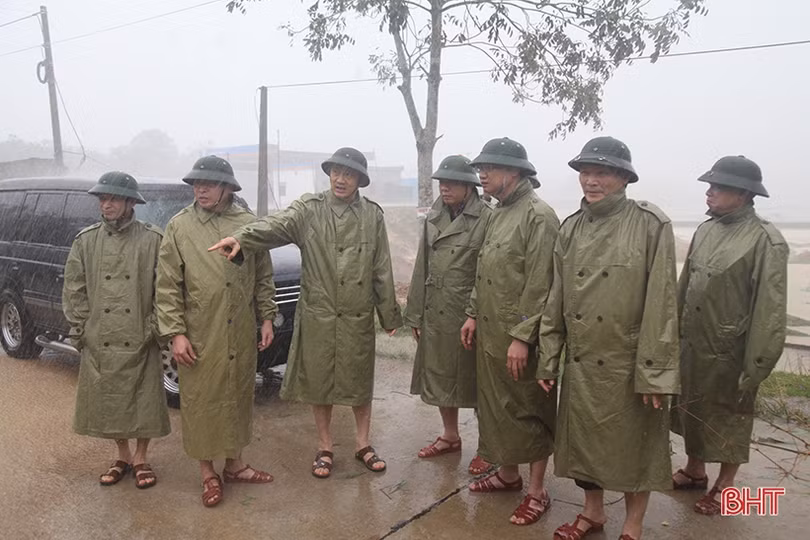 Tuyệt đối không để người dân đã được sơ tán quay lại nhà trong vùng có nguy cơ sạt lở