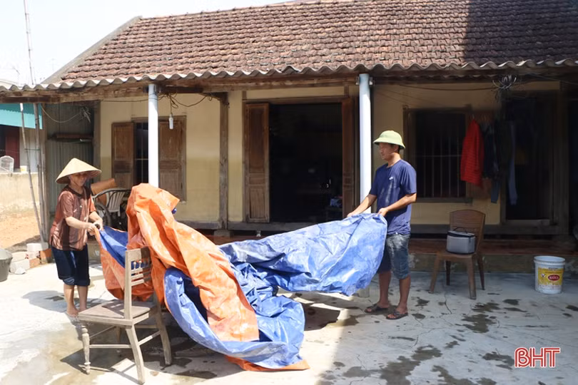 “Người vận chuyển miễn phí” giữa mùa lũ dữ ở Hà Tĩnh