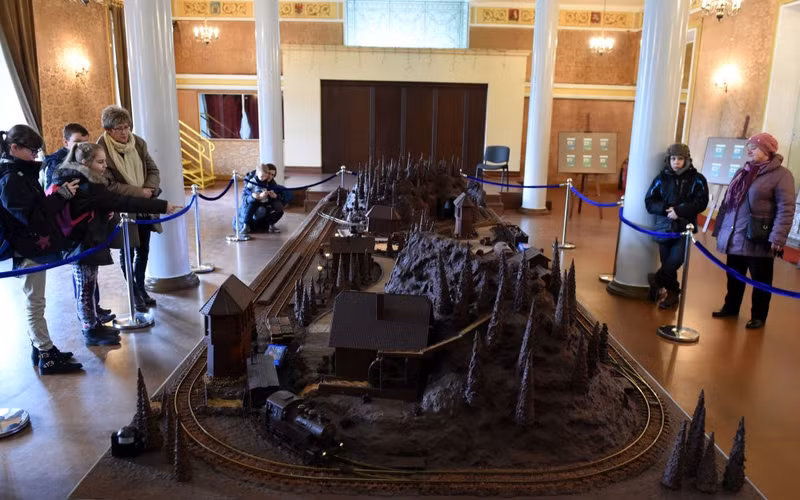 ngam nhung tac pham nghe thuat sieu doc dao lam tu chocolate