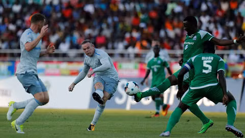 rooney lap sieu pham tu khoang cach 30m trong ngay dau tro lai everton