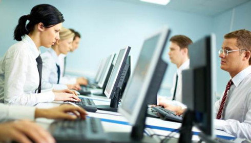 nganh nao dang khat nhan luc nhat