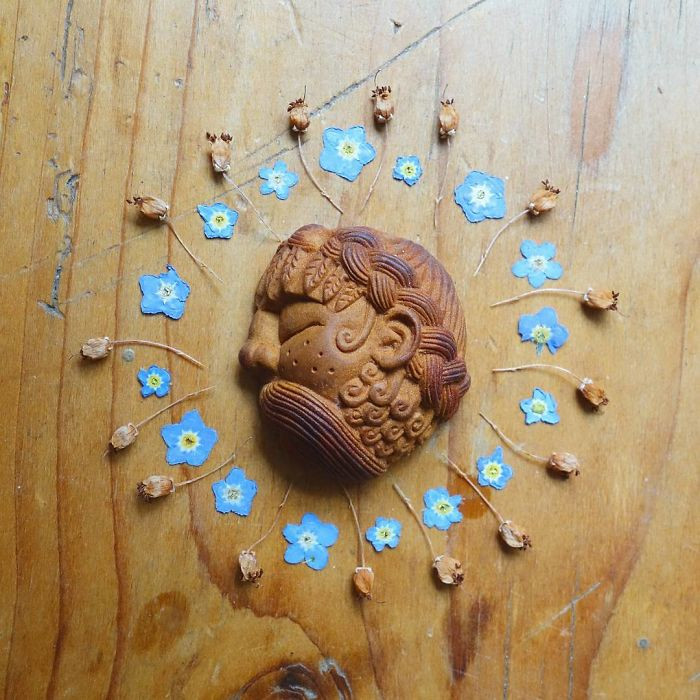 ngo ngang cac tac pham nghe thuat dieu khac tren hat bo