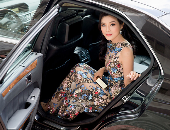 12 my nhan viet mac dep nhat tuan