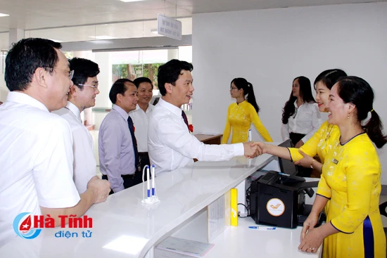 Khai trương Trung tâm hành chính công tỉnh Hà Tĩnh