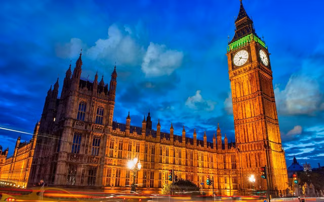 ban den nhung diem du lich hap dan nhat dang tren instagram chua