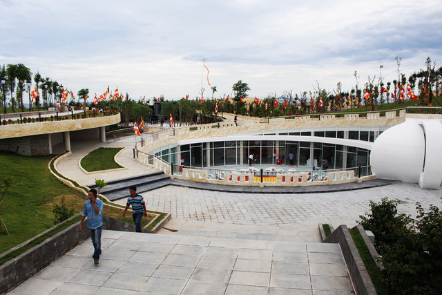 khanh thanh khu tuong niem chien sy gac ma tai khanh hoa