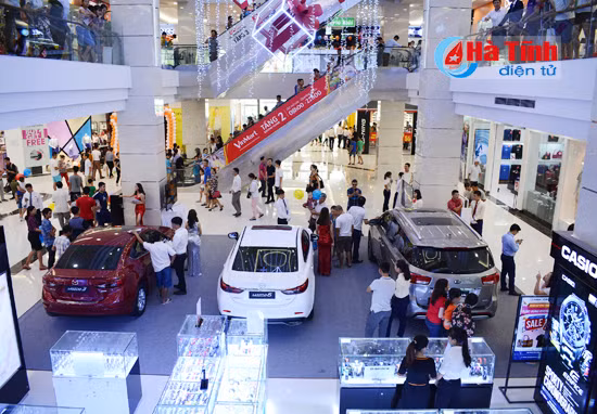 vincom plaza ha tinh bat dau di vao hoat dong