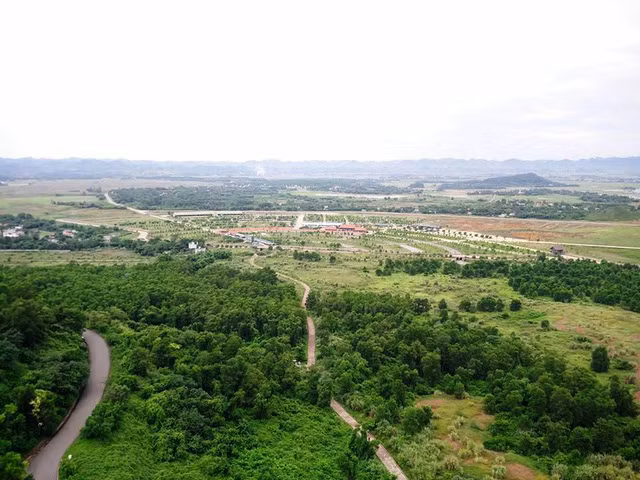 toan canh ngoi chua lon nhat viet nam nhin tu do cao 100m