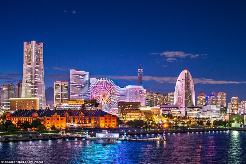 Yokohama và Kamakura, Nhật Bản: Nhật Bản từ lâu đã là địa điểm hấp dẫn du khách ở châu Á, nhưng theo các chuyên gia của Lonely Planet, trong năm 2017 bạn nên đến thăm hai thành phố ở phía nam là Yokohama và Kamakura. Cả hai điểm đến này đều có phong cảnh đẹp, khí hậu trong lành, kiến trúc giao hòa giữa truyền thống và hiện đại cùng ẩm thực địa phương hấp dẫn. Ảnh: iStockphoto/Lonely Planet. 10 diem den dang mo uoc nhat nam 2017