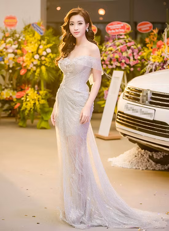 12 my nhan viet mac dep nhat tuan