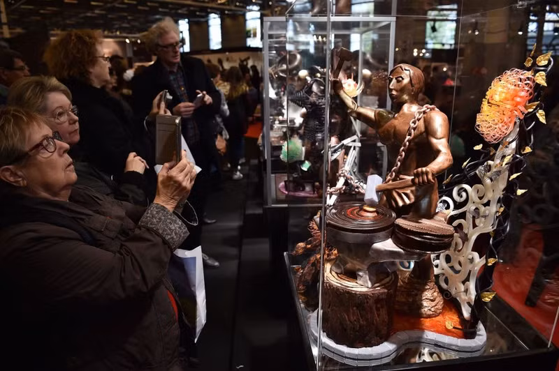 ngam nhung tac pham nghe thuat sieu doc dao lam tu chocolate