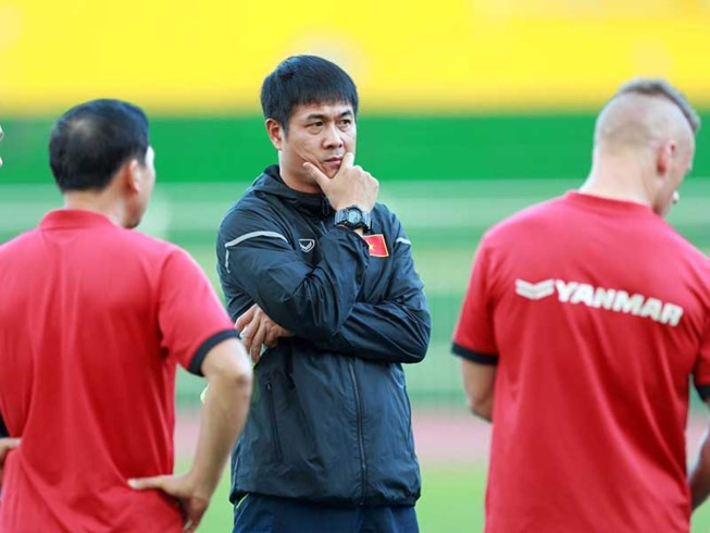 7 tran quyet dinh cua hlv huu thang