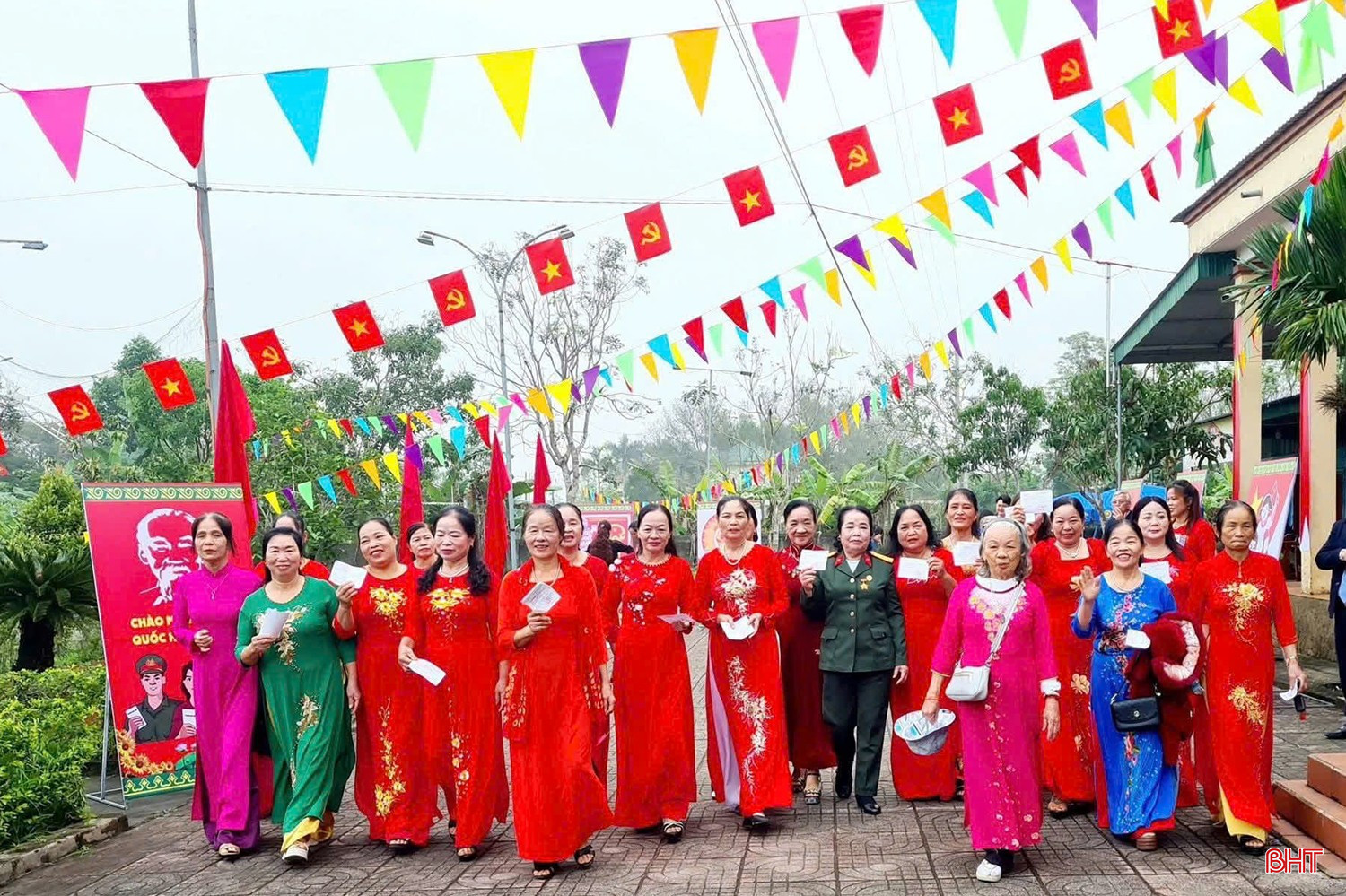 Tại xã Đức Thọ, 100% cử tri đã hoàn thành bỏ phiếu bầu cử đại biểu Quốc hội khóa XVI và đại biểu HĐND các cấp nhiệm kỳ 2026–2031. Tổng cộng có 23.404 cử tri tại 24 khu vực bỏ phiếu đã thực hiện quyền và nghĩa vụ công dân của mình.