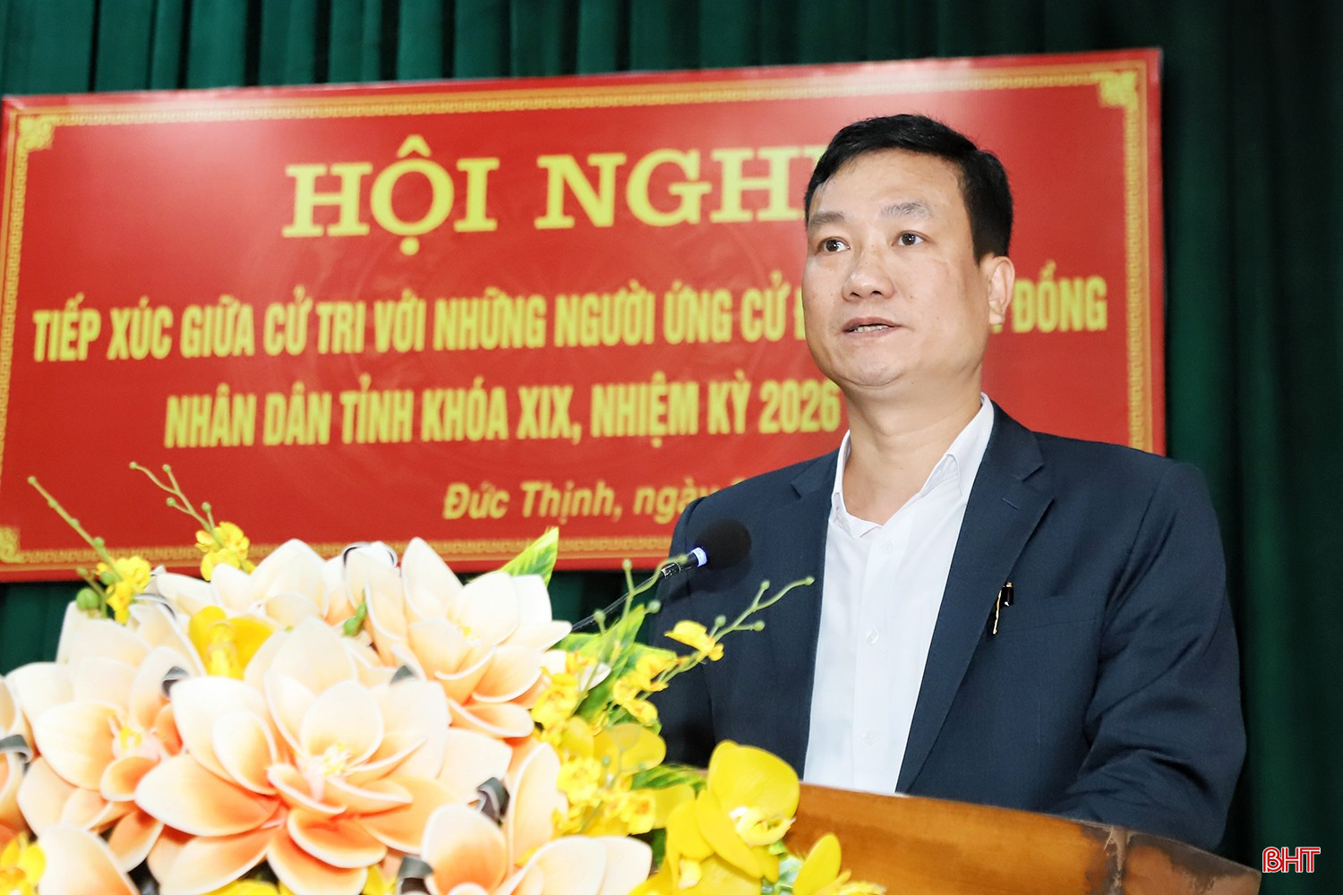 Ông Lê Ngọc Hà - Phó Trưởng Phòng Công tác Hội đồng nhân dân tỉnh trình bày chương trình hành động.