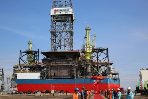 Hạ thủy thành công giàn khoan dầu khí Tam Đảo 05 ảnh 2