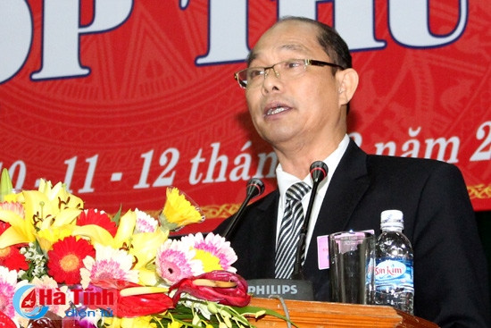 Khai thác khoáng sản trái phép, xét tuyển viên chức "nóng" phiên chất vấn ảnh 3 Khai thác khoáng sản trái phép, xét tuyển viên chức "nóng" phiên chất vấn ảnh 3