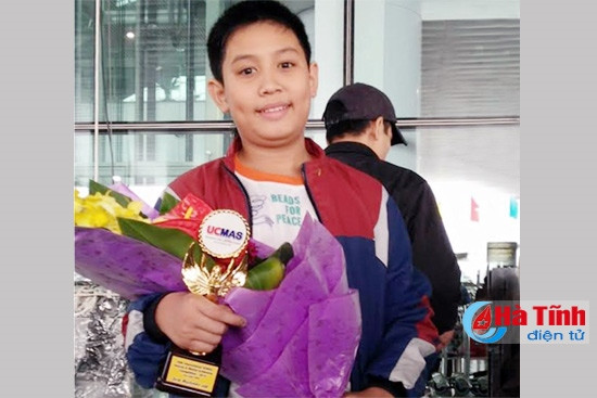 Cậu học sinh "đặc biệt" đạt ba Cuộc thi UCMAS quốc tế ảnh 1 Cậu học sinh "đặc biệt" đạt ba Cuộc thi UCMAS quốc tế ảnh 1