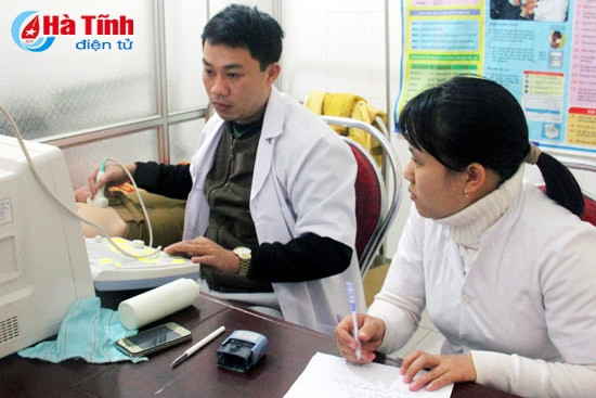 Siêu âm sàng lọc cho bà mẹ mang thai tại Trạm Y tế xã Thạch Vĩnh (Thạch Hà)