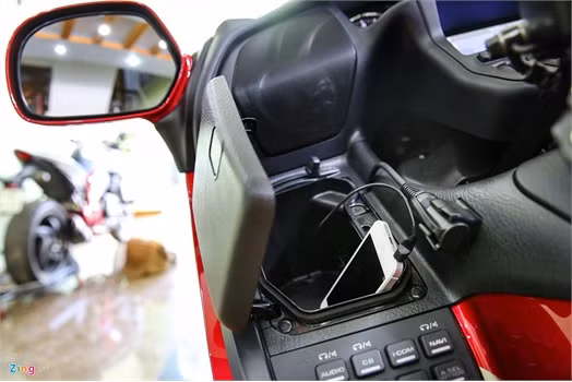 Chi tiết Honda Goldwing phiên bản đặc biệt tại Việt Nam ảnh 10