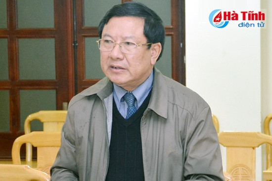 Giám đốc Sở VHTT&DL Bùi Đức Hạnh báo cáo tổng kết công tác tổ chức các hoạt động kỷ niệm 250 năm ngày sinh Đại thi hào Nguyễn Du - Danh nhân văn hóa thế giới. Giám đốc Sở VHTT&DL Bùi Đức Hạnh báo cáo tổng kết công tác tổ chức các hoạt động kỷ niệm 250 năm ngày sinh Đại thi hào Nguyễn Du - Danh nhân văn hóa thế giới.