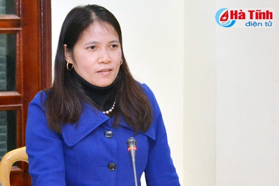 Phó Tổng Biên tập Báo Hà Tĩnh - Bùi Thị Minh Huệ: Trong cả quá trình tổ chức các hoạt động kỷ niệm, Báo Hà Tĩnh đã có hơn 200 tin, bài, ảnh phản ánh ở nhiều góc độ. Phó Tổng Biên tập Báo Hà Tĩnh - Bùi Thị Minh Huệ: Trong cả quá trình tổ chức các hoạt động kỷ niệm, Báo Hà Tĩnh đã có hơn 200 tin, bài, ảnh phản ánh ở nhiều góc độ.