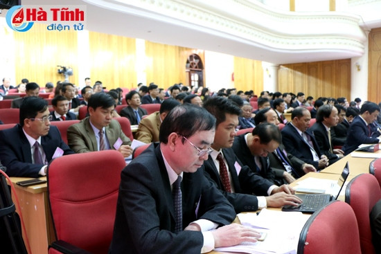 HĐND tỉnh nghe các báo cáo tờ trình, dự thảo nghị quyết quan trọng ảnh 5