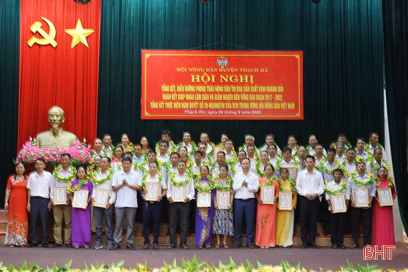 Thạch Hà tuyên dương 24 cá nhân, hộ sản xuất kinh doanh xuất sắc