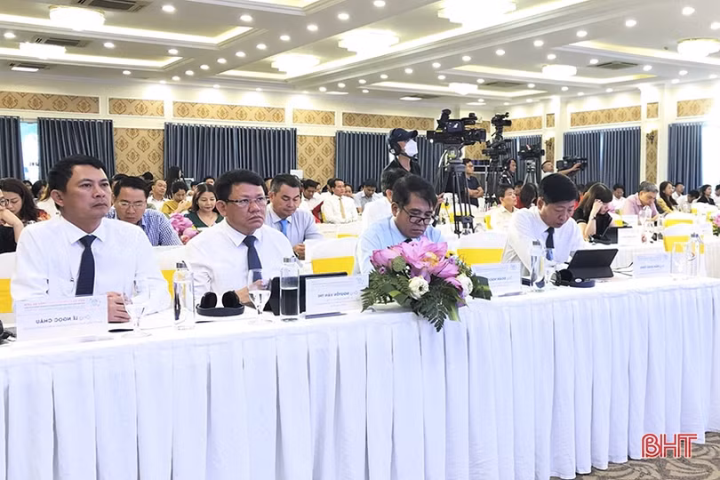 Hà Tĩnh tham gia ký kết liên kết du lịch giữa TP Hồ Chí Minh, Hà Nội với các tỉnh Bắc Trung Bộ mở rộng