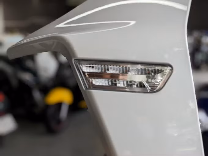 Khám phá loạt linh kiện “hàng hiệu” bên trong VinFast Theon S