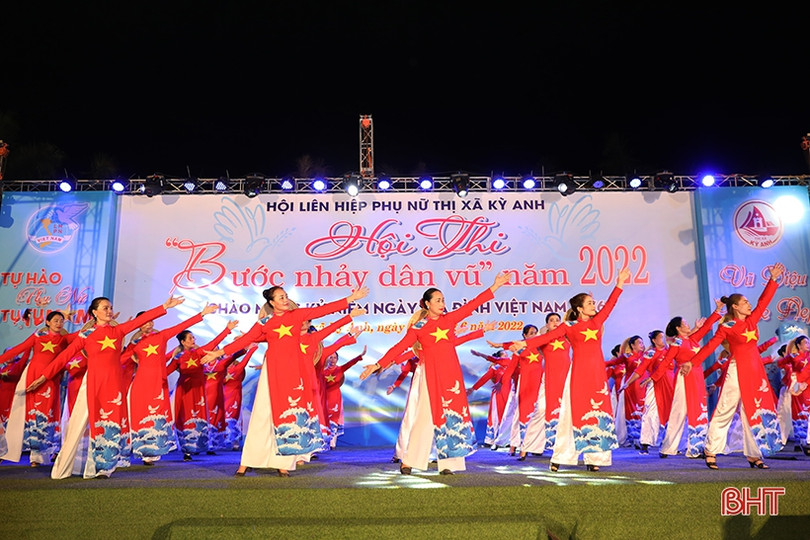 Hội Phụ nữ xã Kỳ Hoa giành giải xuất sắc Hội thi bước nhảy dân vũ TX Kỳ Anh
