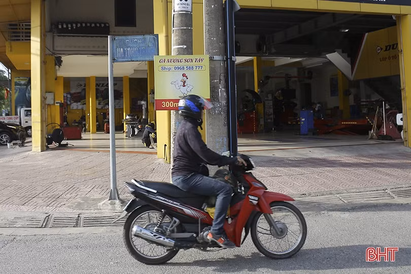 Nhiều biển tên đường, tên ngõ “làm khó” người dân, ảnh hưởng mỹ quan đô thị Hà Tĩnh