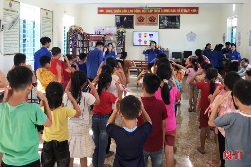 Nhiều hoạt động hè bổ ích cho trẻ em miền núi Hà Tĩnh