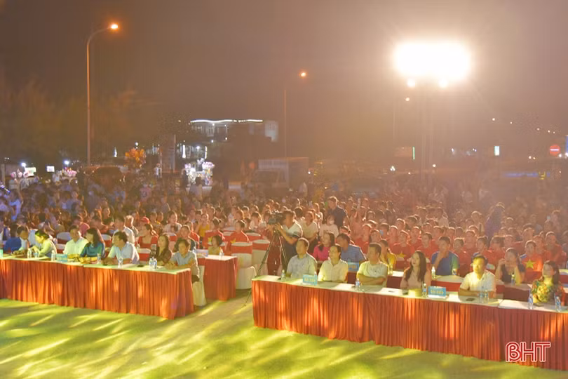 12 đội tham gia Hội thi “Dân vũ thể thao” huyện Lộc Hà