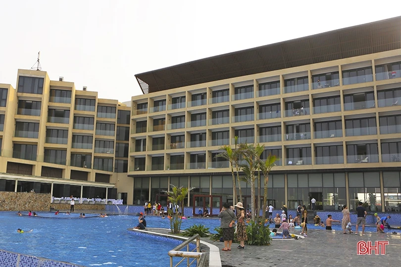 Hà Tĩnh đón trên 1 triệu lượt khách du lịch, vượt chỉ tiêu kế hoạch cả năm 2022