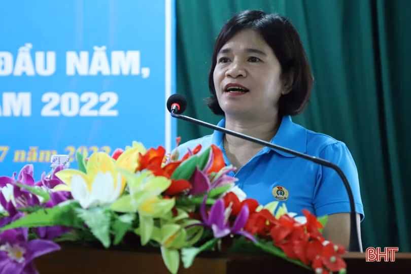 Công đoàn Hà Tĩnh biểu dương 15 tập thể xuất sắc